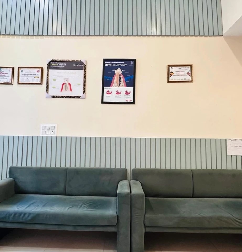 Waiting area at Yours Dentist Dental Clinic & Implant Centre